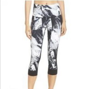 Zella En Point Mesh Legging Medium Black White Marble Pants Yoga Capri Crop